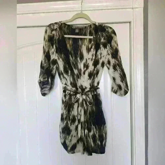 Charlie Jade Women's Romper with pockets and belt size small, - Picture 5 of 16